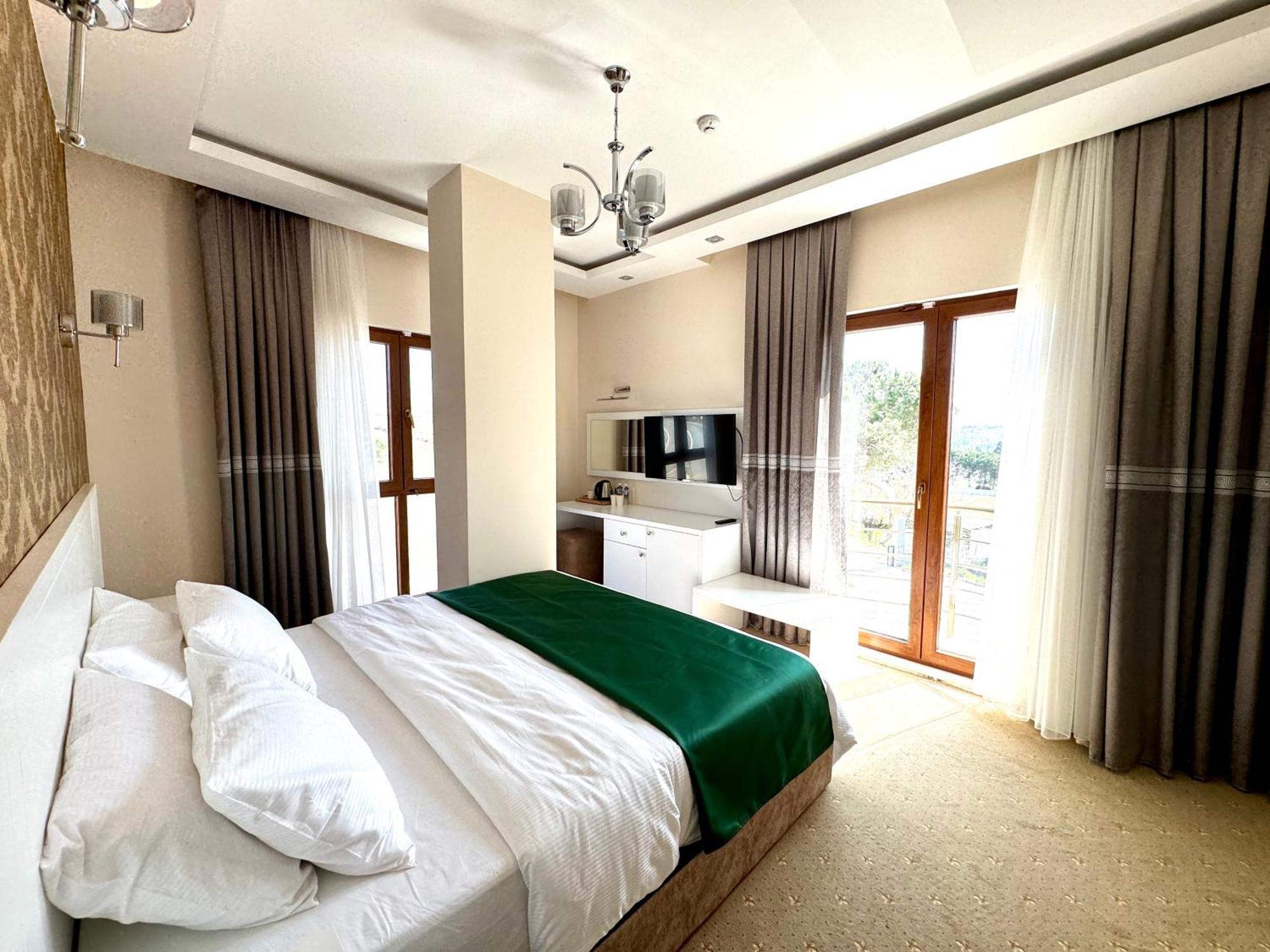 Green Roof Hotel & Spa Terkos Exterior foto